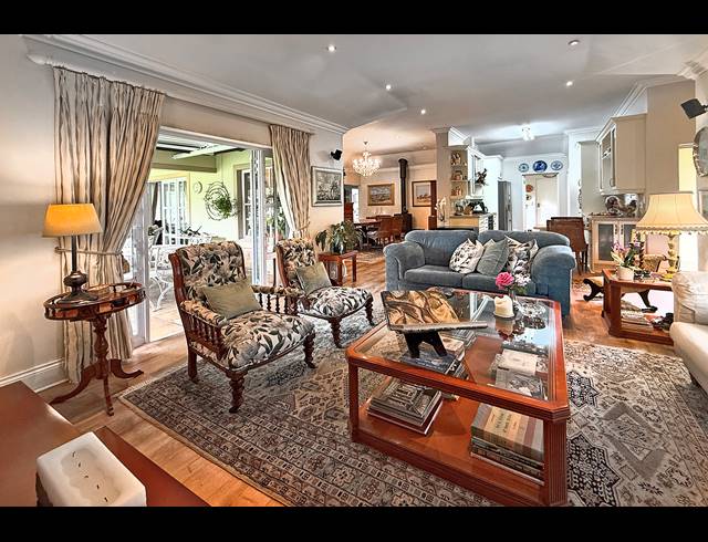 2 BEDROOM RETIREMENT UNIT FOR SALE IN WATERFALL HILLS MATURE LIFESTYLE ESTATE